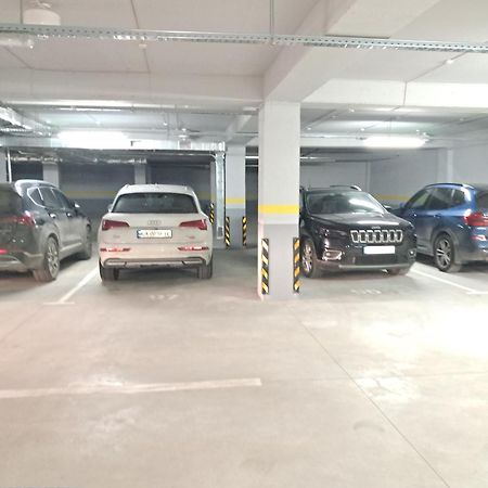 Аэропорт Кишинев 24&24 Apartment Ngoại thất bức ảnh