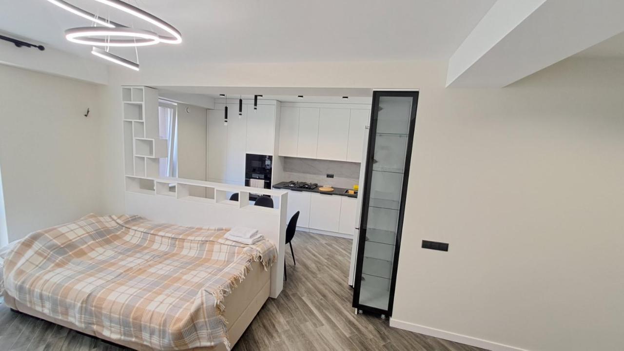 Аэропорт Кишинев 24&24 Apartment Ngoại thất bức ảnh