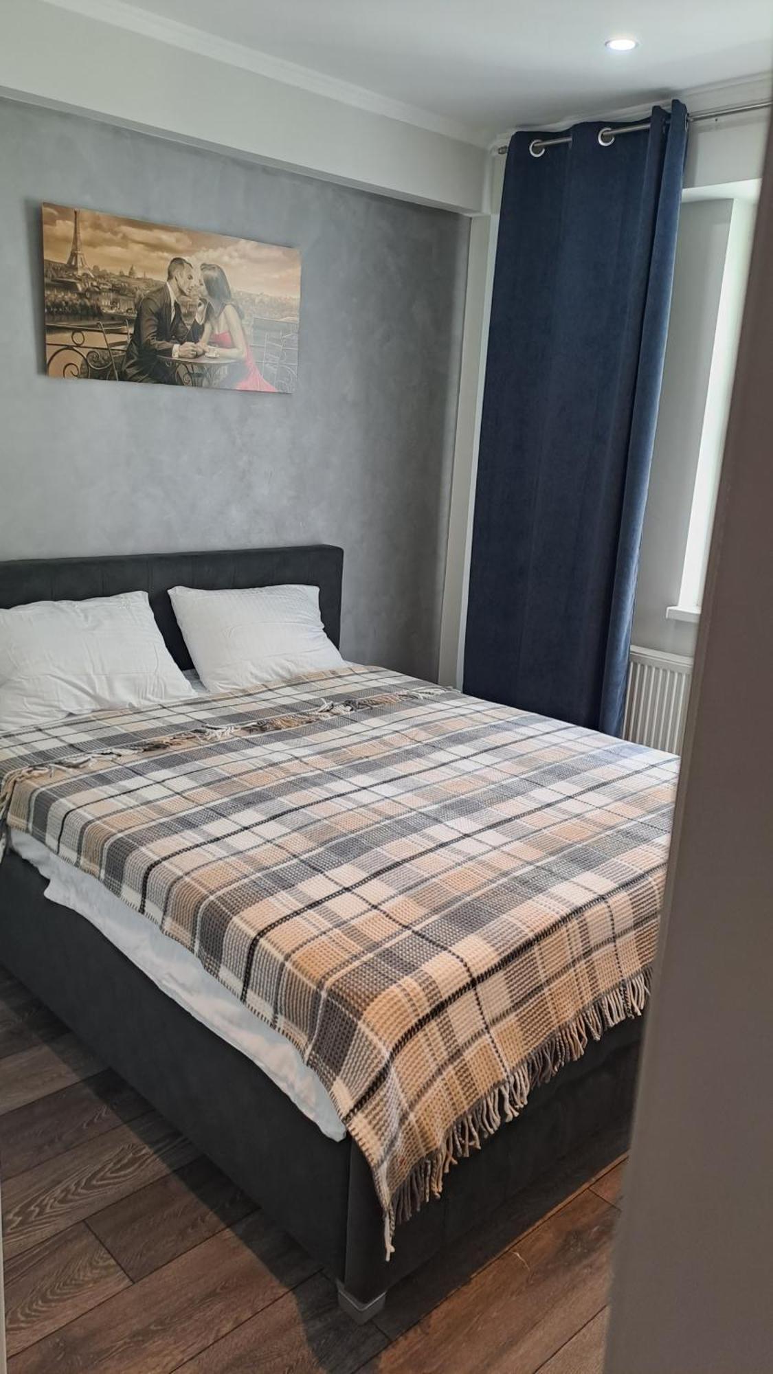 Аэропорт Кишинев 24&24 Apartment Ngoại thất bức ảnh