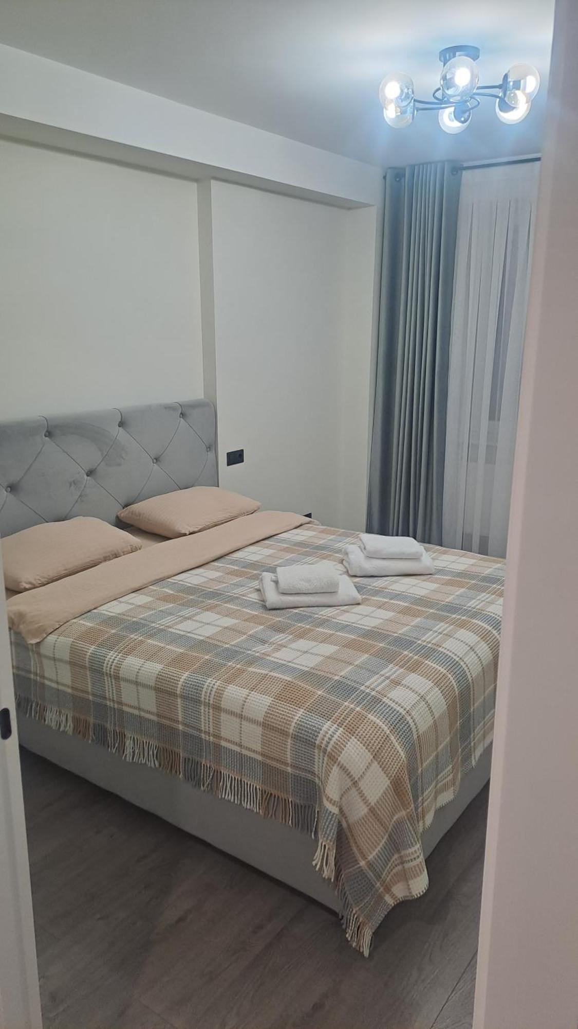 Аэропорт Кишинев 24&24 Apartment Ngoại thất bức ảnh
