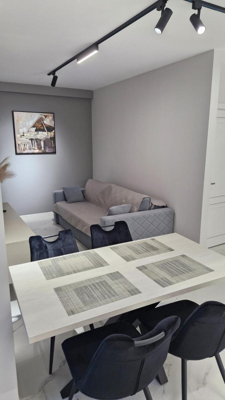Аэропорт Кишинев 24&24 Apartment Ngoại thất bức ảnh
